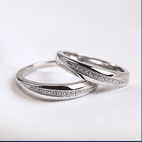 ストレートタイプの結婚指輪