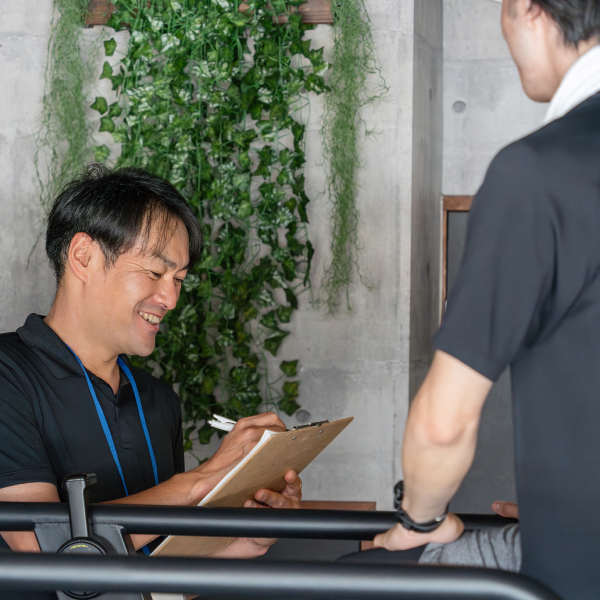 01パーソナルトレーナーによる親身なアドバイス