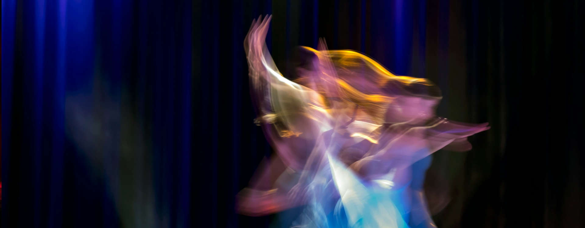 劇場のメインビジュアル